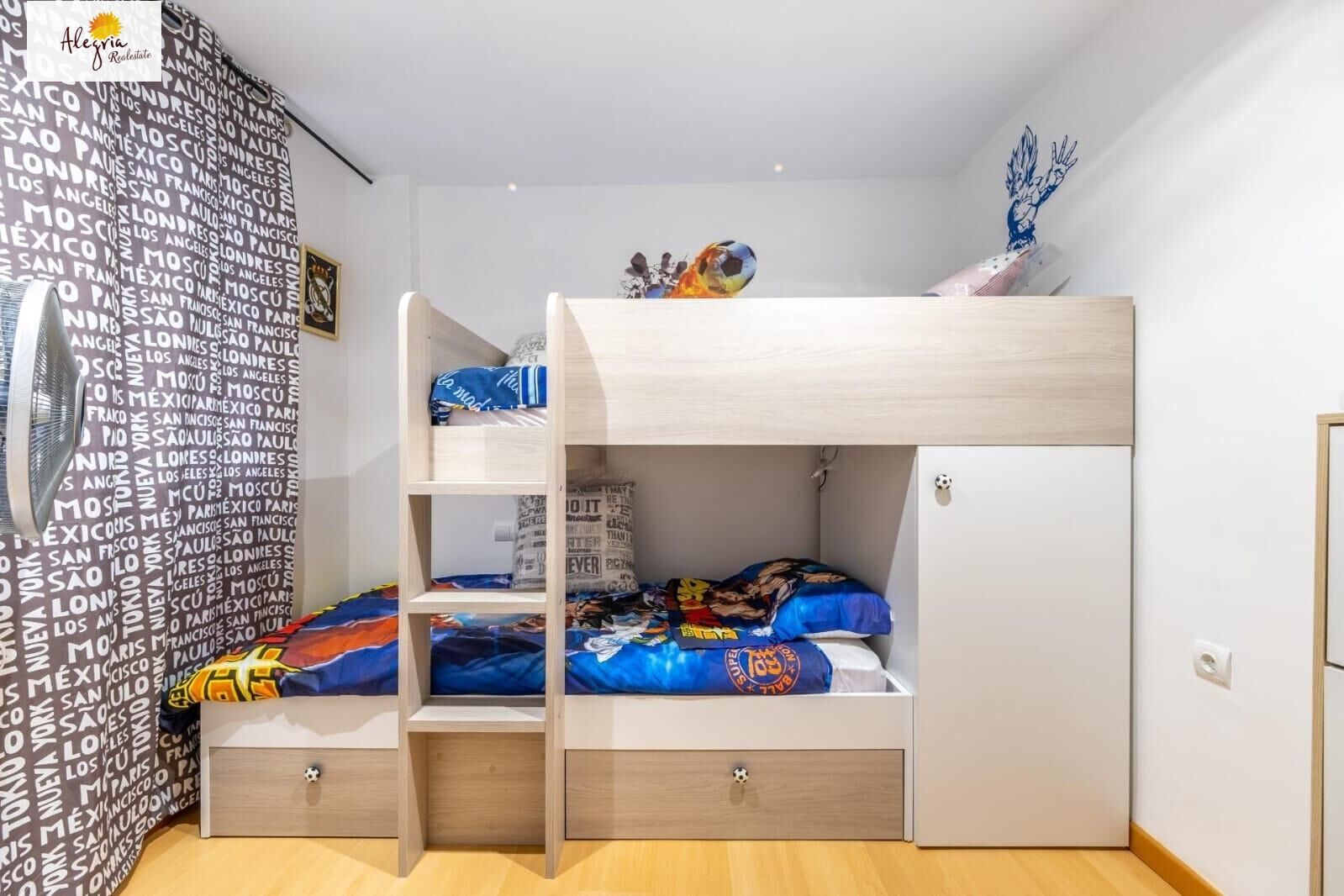 Apartment in Alicante, Spain 3 bedrooms, 88 sq.m. No. 165799
