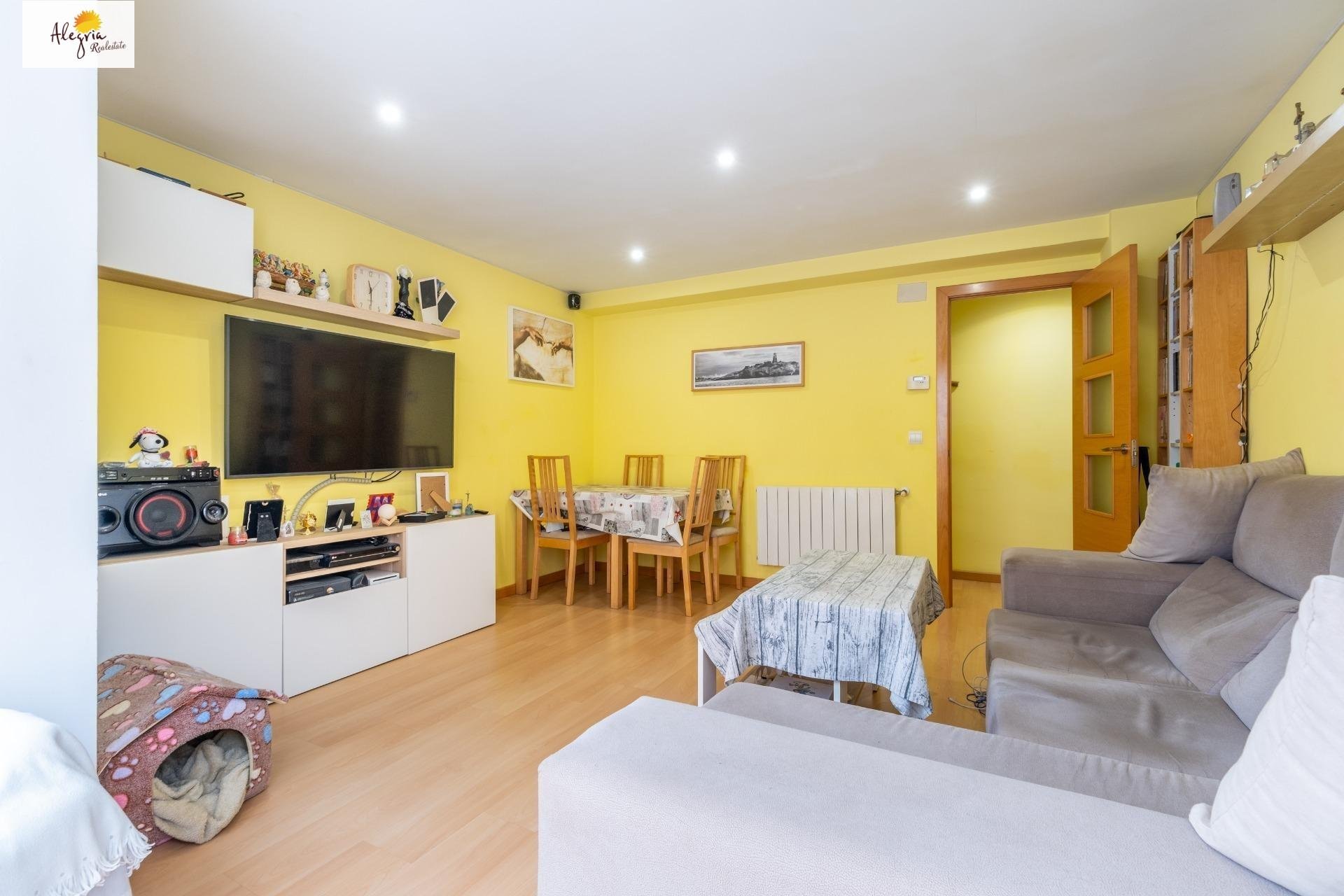 Apartment in Alicante, Spain 3 bedrooms, 88 sq.m. No. 165799
