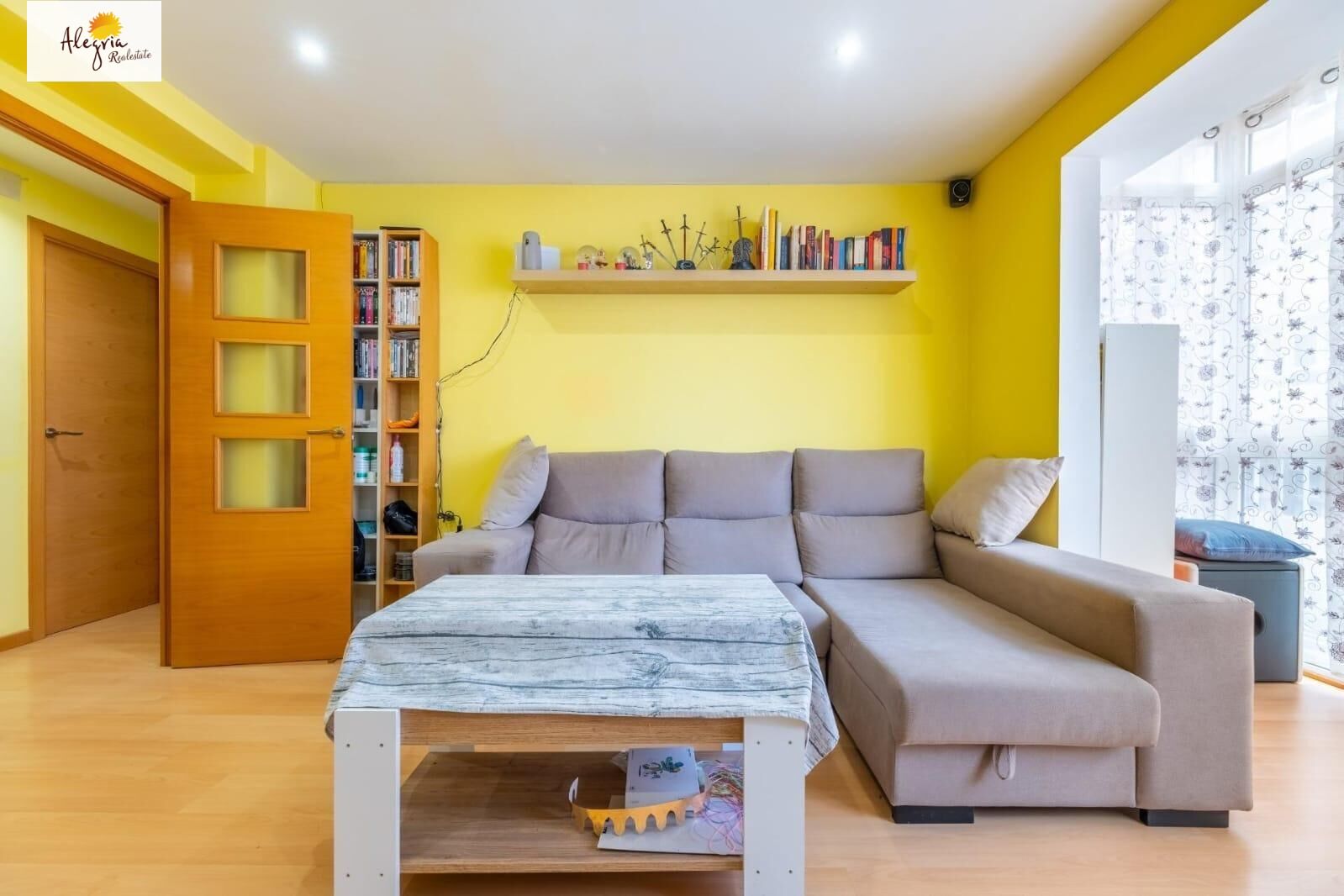 Apartment in Alicante, Spain 3 bedrooms, 88 sq.m. No. 165799