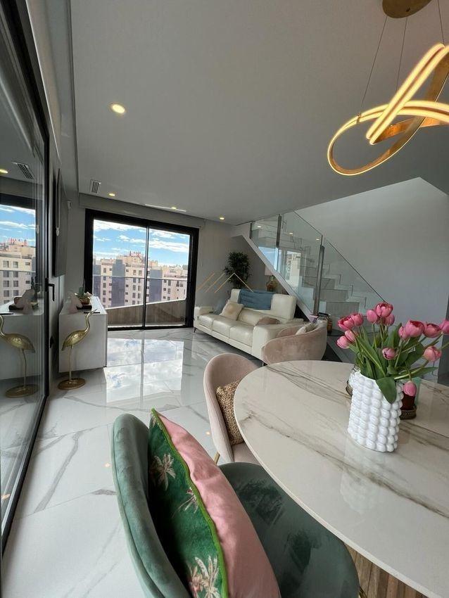 Kattohuoneisto Alicante, Espanja 3 makuuhuonetta, 130 m2 No. 165805