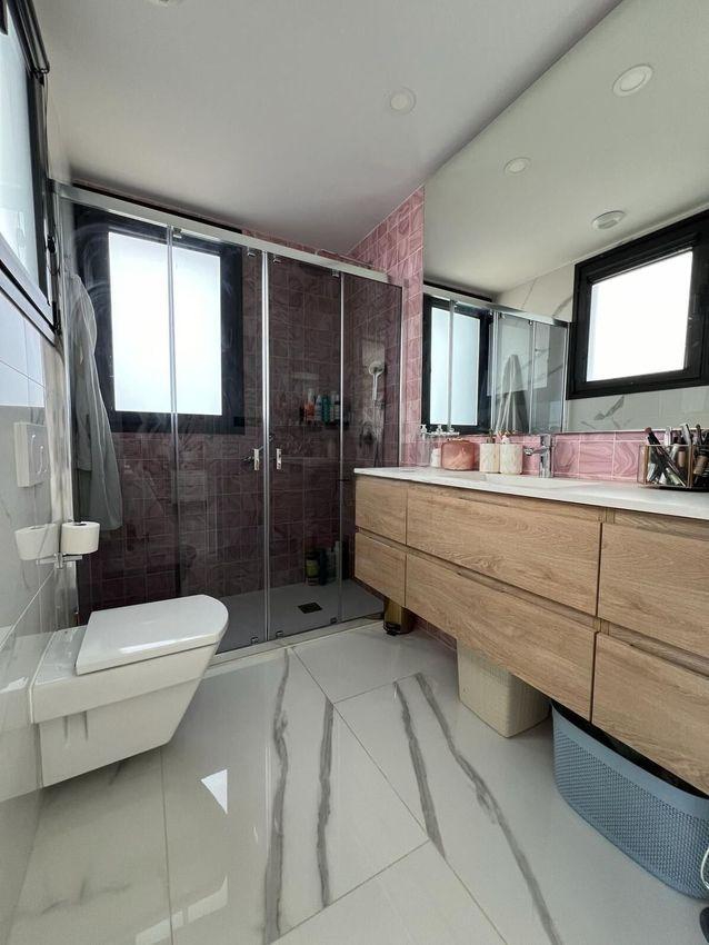 Kattohuoneisto Alicante, Espanja 3 makuuhuonetta, 130 m2 No. 165805