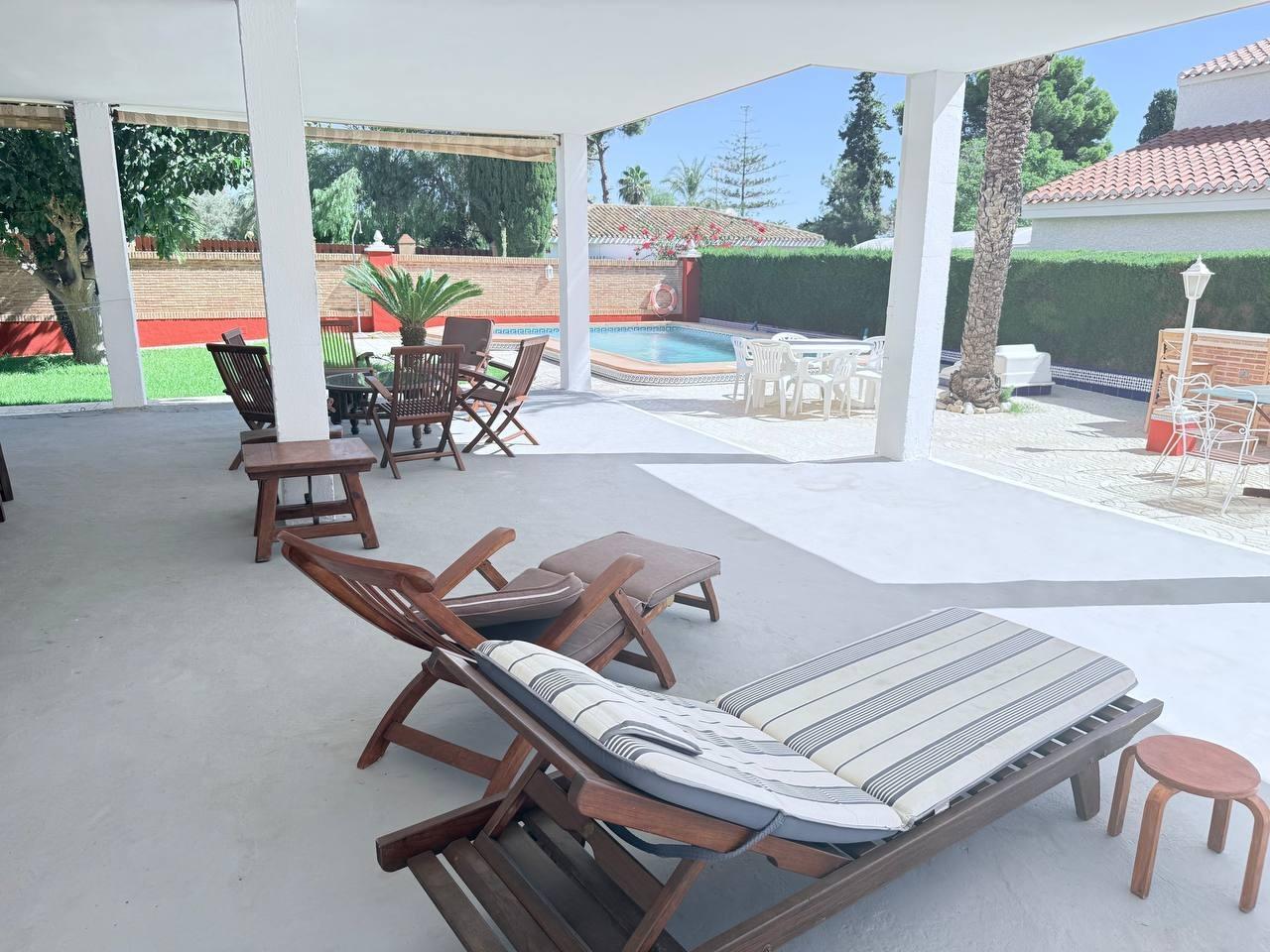 Villa in Dehesa De Campoamor, Alicante, Spanien 5 Schlafzimmer, 280 m2 Nr. 138005