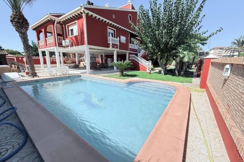Villa in Dehesa De Campoamor, Alicante, Spanien 5 Schlafzimmer, 280 m2 Nr. 138005