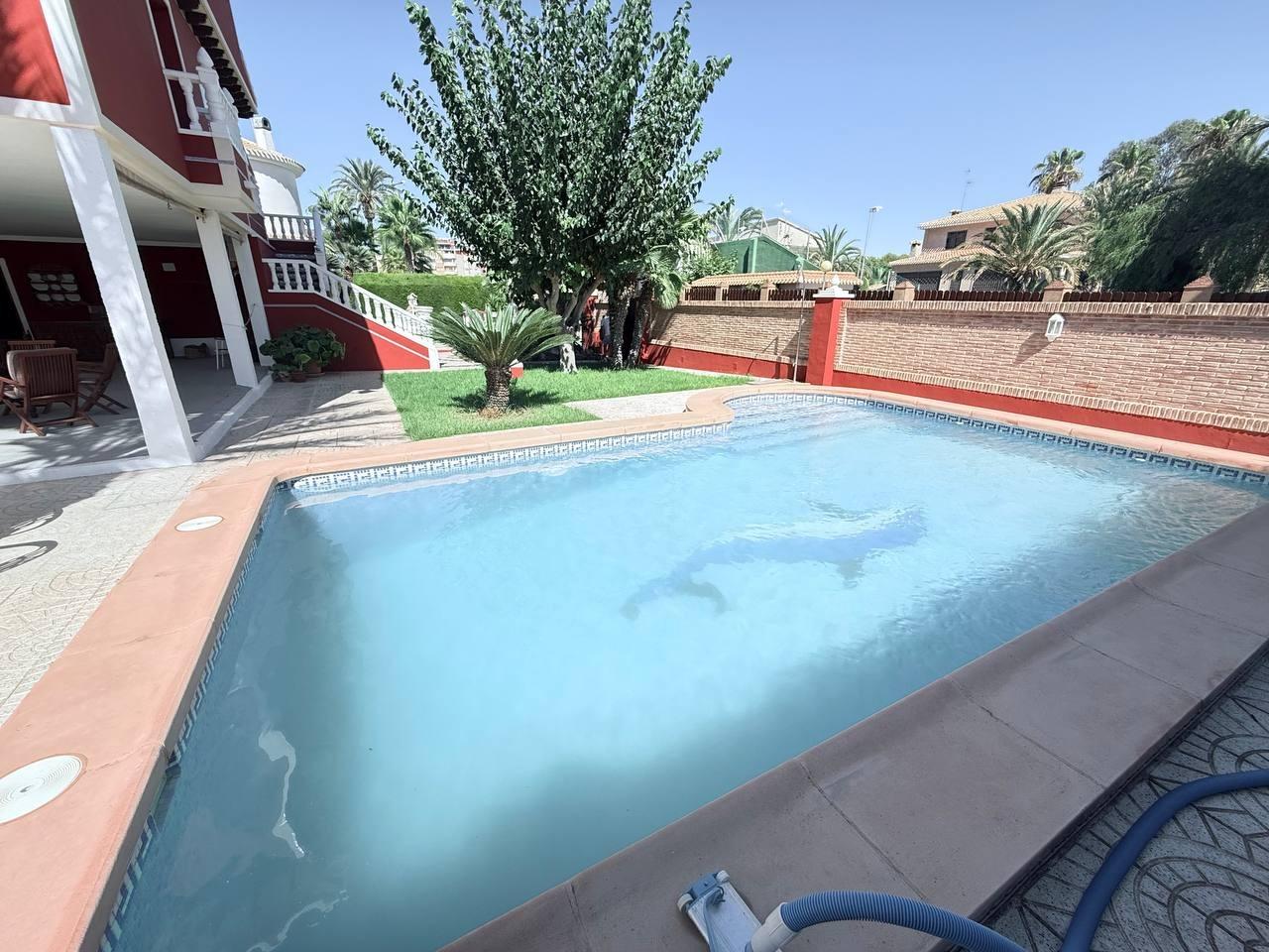 Villa in Dehesa De Campoamor, Alicante, Spanien 5 Schlafzimmer, 280 m2 Nr. 138005