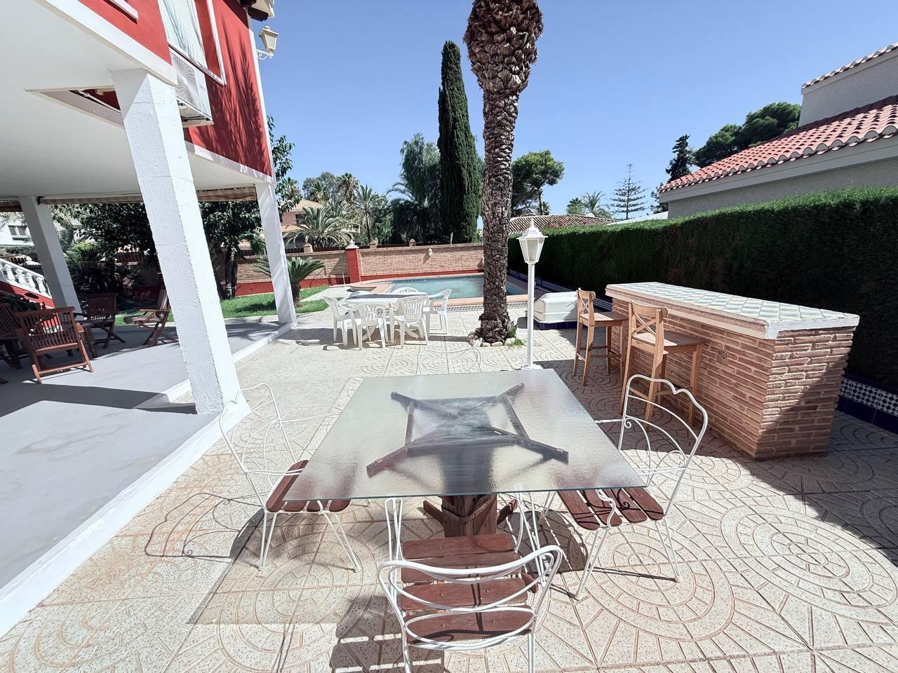 Villa in Dehesa De Campoamor, Alicante, Spanien 5 Schlafzimmer, 280 m2 Nr. 138005