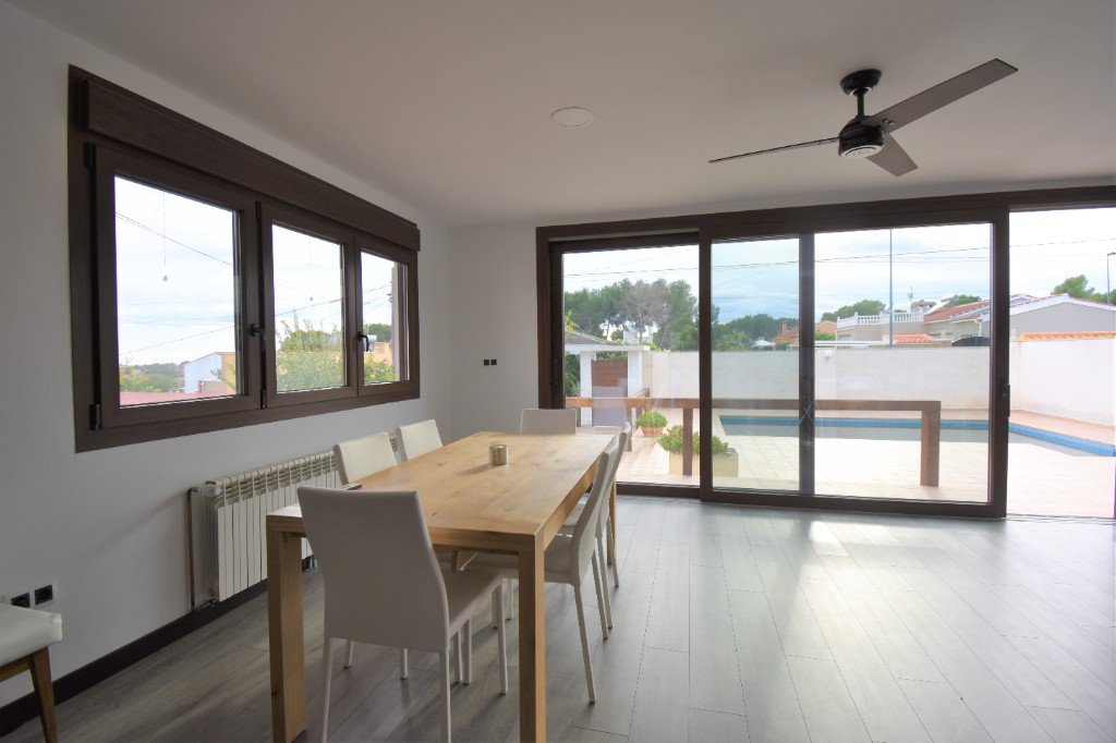 Villa in Pinar De Campoverde, Alicante, Spanien 4 Schlafzimmer, 150 m2 Nr. 144797