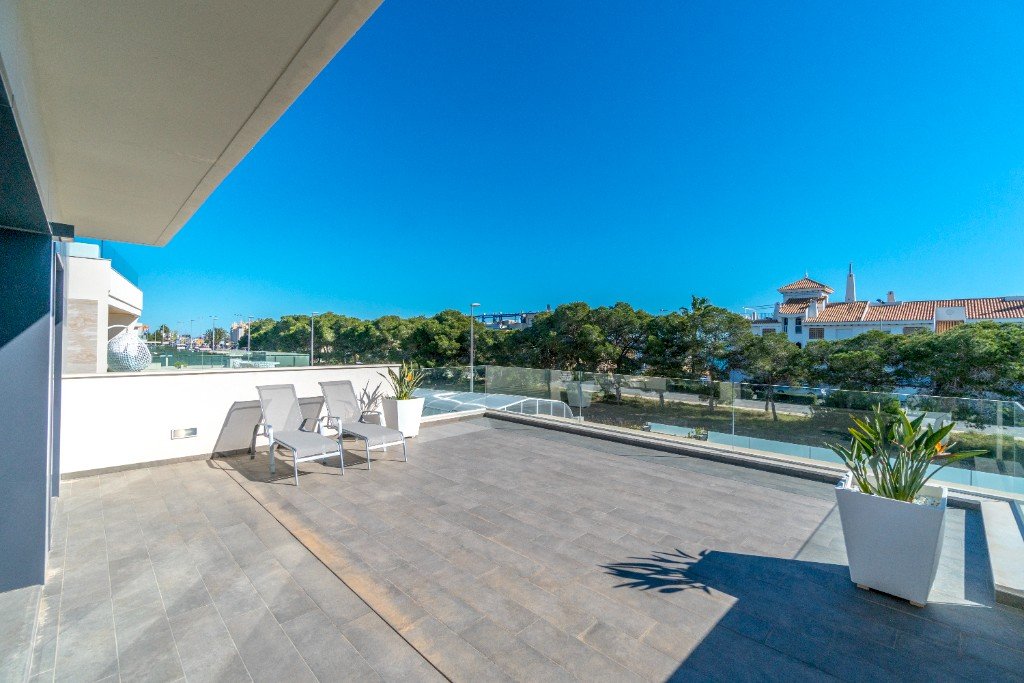 Huvila Dehesa De Campoamor, Alicante, Espanja 3 makuuhuonetta, 200 m2 No. 144802
