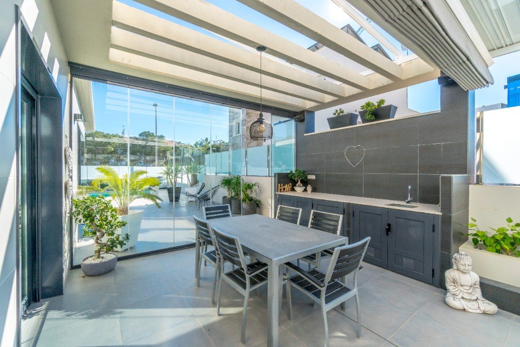 Huvila Dehesa De Campoamor, Alicante, Espanja 3 makuuhuonetta, 200 m2 No. 144802