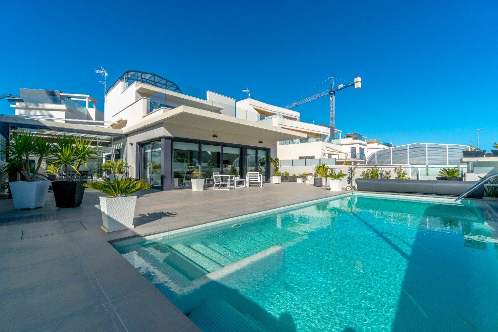 Huvila Dehesa De Campoamor, Alicante, Espanja 3 makuuhuonetta, 200 m2 No. 144802