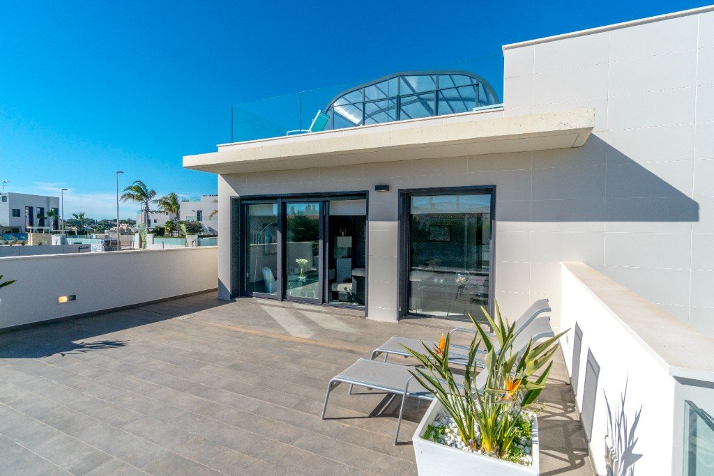 Huvila Dehesa De Campoamor, Alicante, Espanja 3 makuuhuonetta, 200 m2 No. 144802