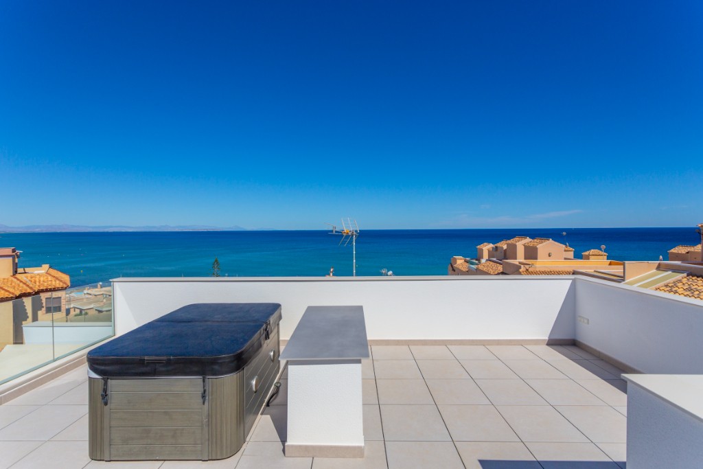 Villa La Mata, Alicante, Spānijā 3 istabas, 175 m2 Nr. 144798