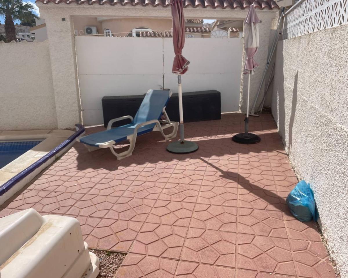 Вилла в Сьюдад Кесада, Аликанте, Испания 2 спальни, 70м2 №149093