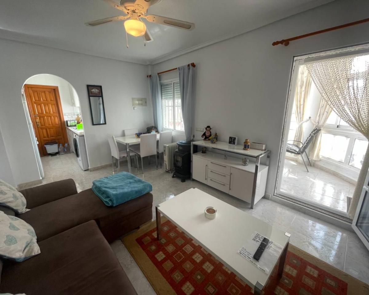 Вилла в Сьюдад Кесада, Аликанте, Испания 2 спальни, 70м2 №149093