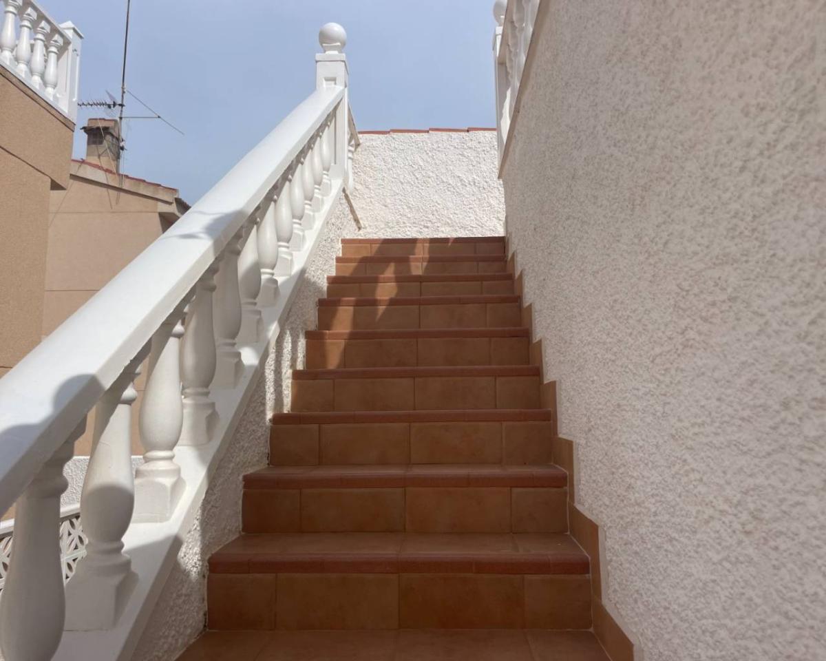 Вилла в Сьюдад Кесада, Аликанте, Испания 2 спальни, 70м2 №149093