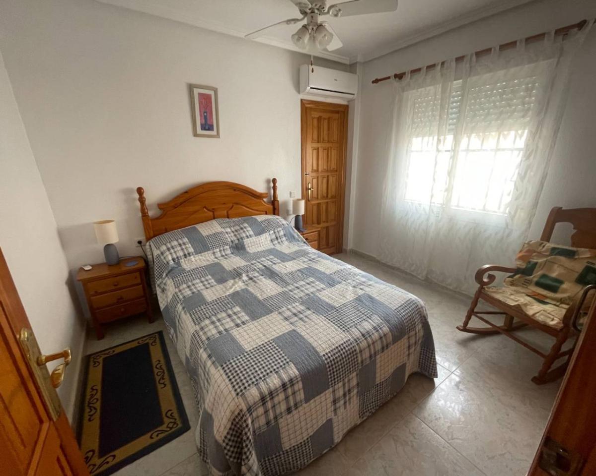 Вилла в Сьюдад Кесада, Аликанте, Испания 2 спальни, 70м2 №149093