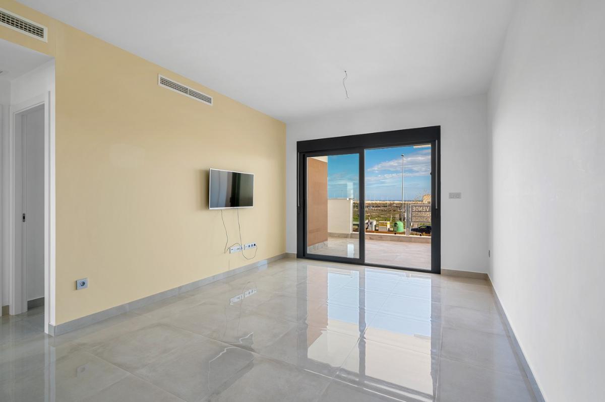 Apartamento en Pilar de la Horadada, Alicante, España 2 dormitorios, 70 m2 No. 149090