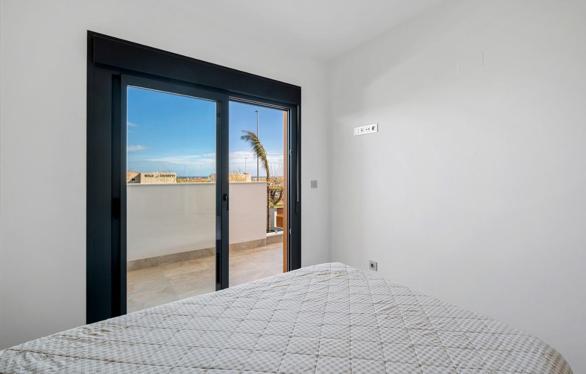 Apartamento en Pilar de la Horadada, Alicante, España 2 dormitorios, 70 m2 No. 149090
