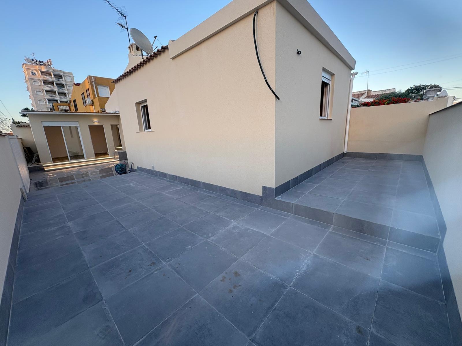 House in Nueva Torrevieja, Alicante, Spanien 2 Schlafzimmer, 86 m2 Nr. 166024