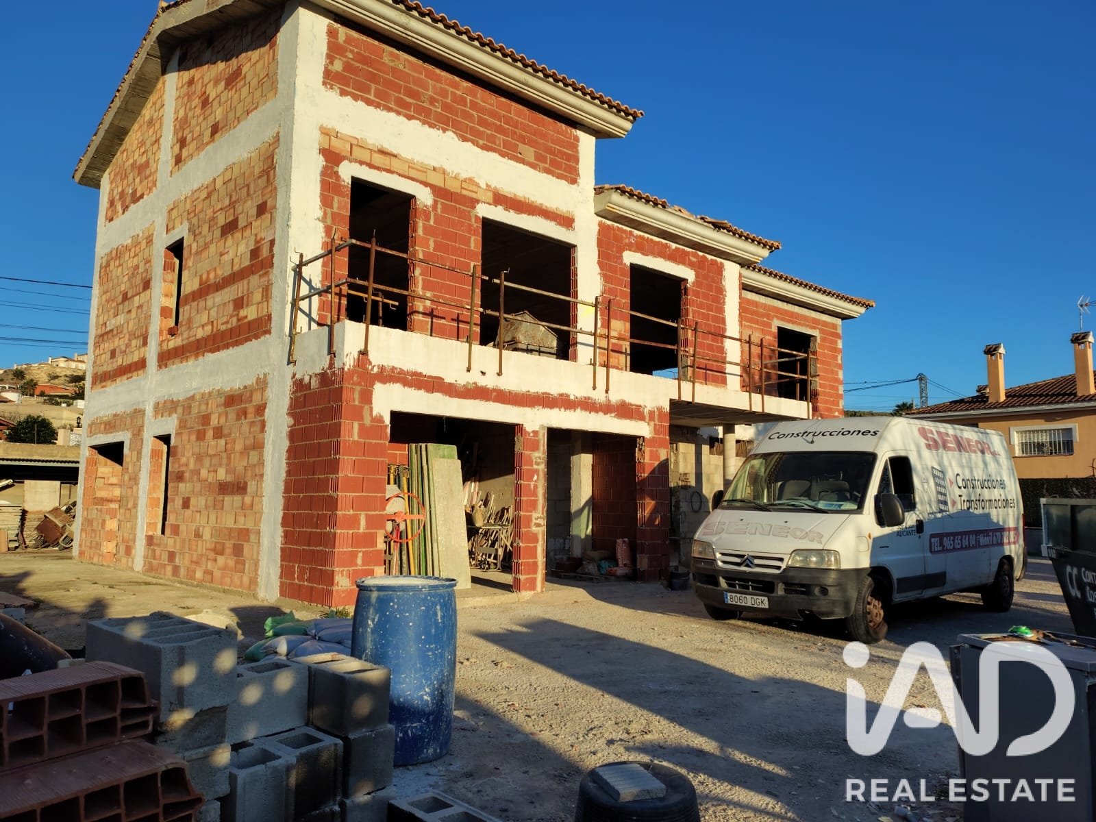 Casa a Busot, Alicante, Spagna 4 camere da letto, 230 mq. N° 187608