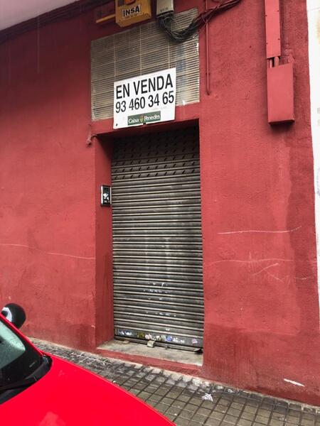 Veikals Badalona, Barcelona, Spānijā 215 m2 Nr. 191528
