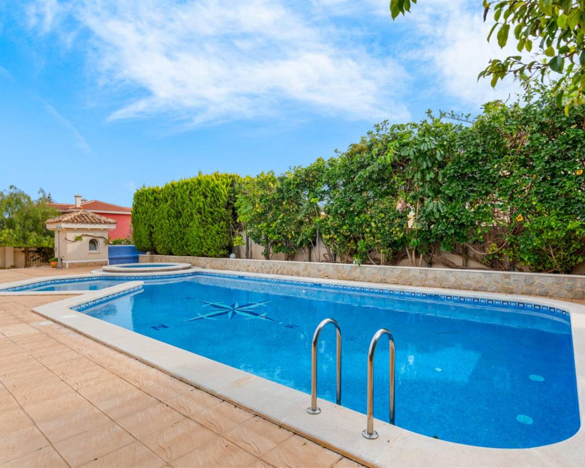 Villa en Ciudad Quesada, Alicante, España 4 dormitorios, 214 m2 No. 149100