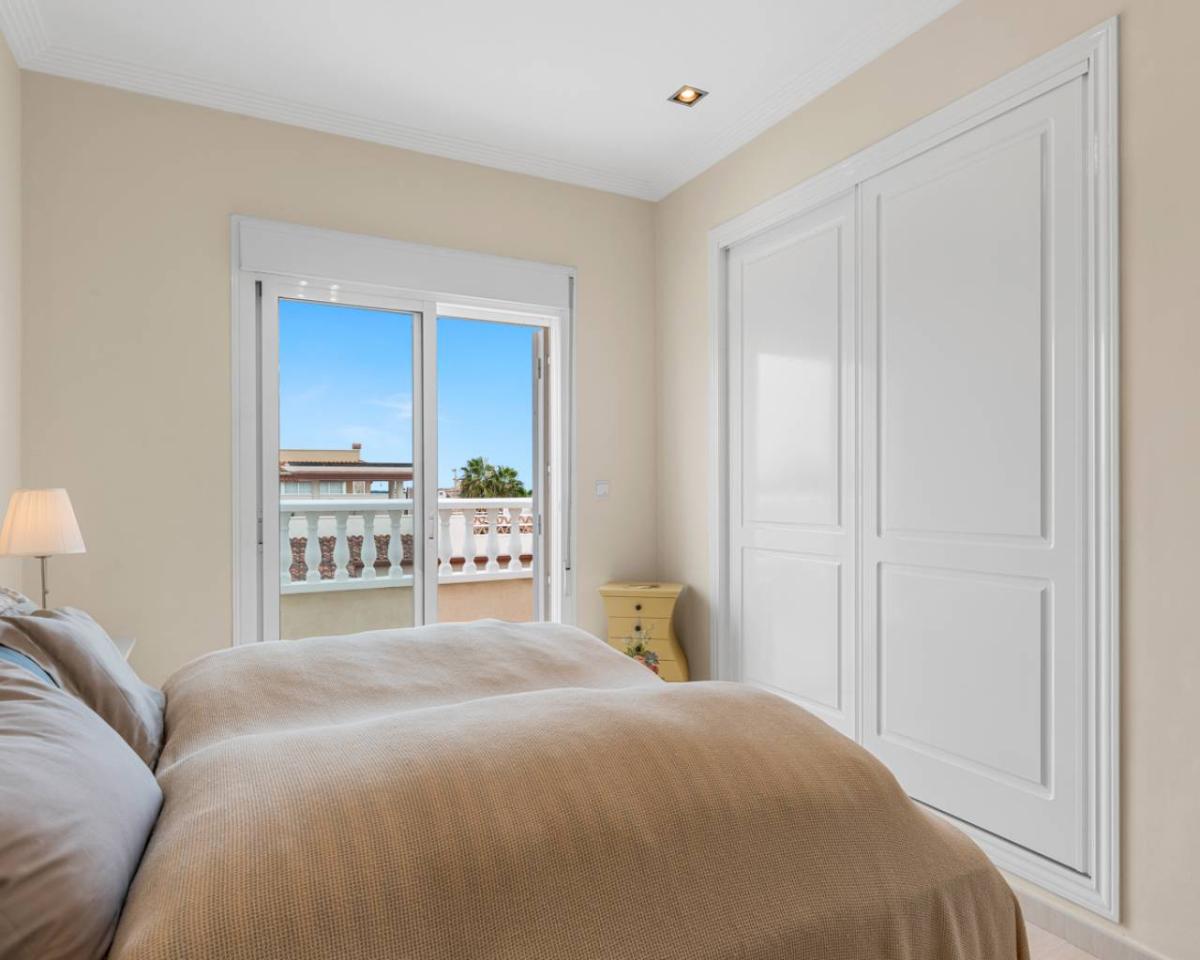 Villa en Ciudad Quesada, Alicante, España 4 dormitorios, 214 m2 No. 149100