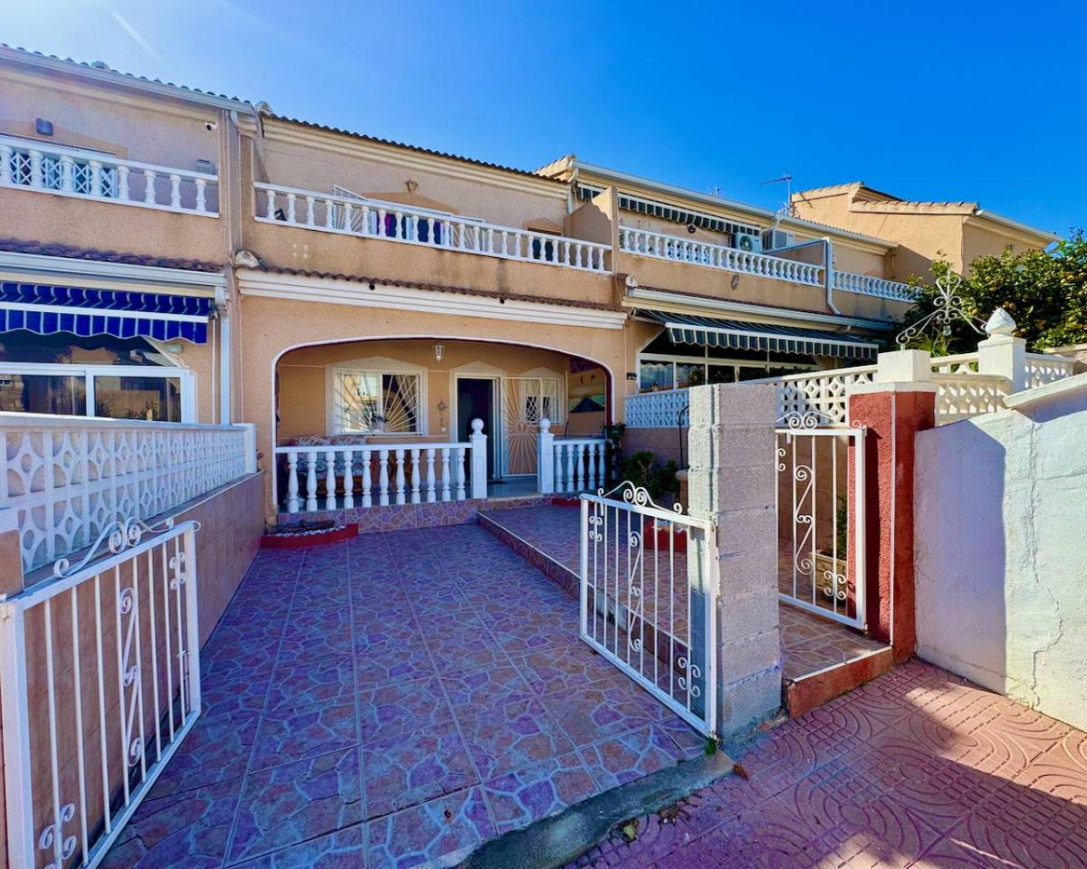 Villa in Ciudad Quesada, Alicante, Spain 2 bedrooms, 101 sq.m. No. 149099
