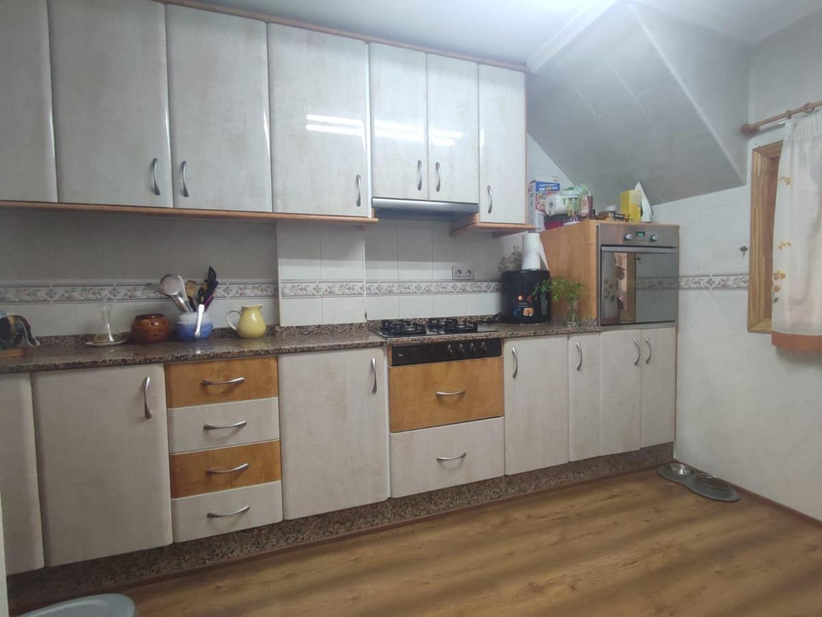 Tvåvåningslägenhet i Guardamar del Segura, Alicante, Spanien 2 sovrum, 88 kvm. Nr. 149102