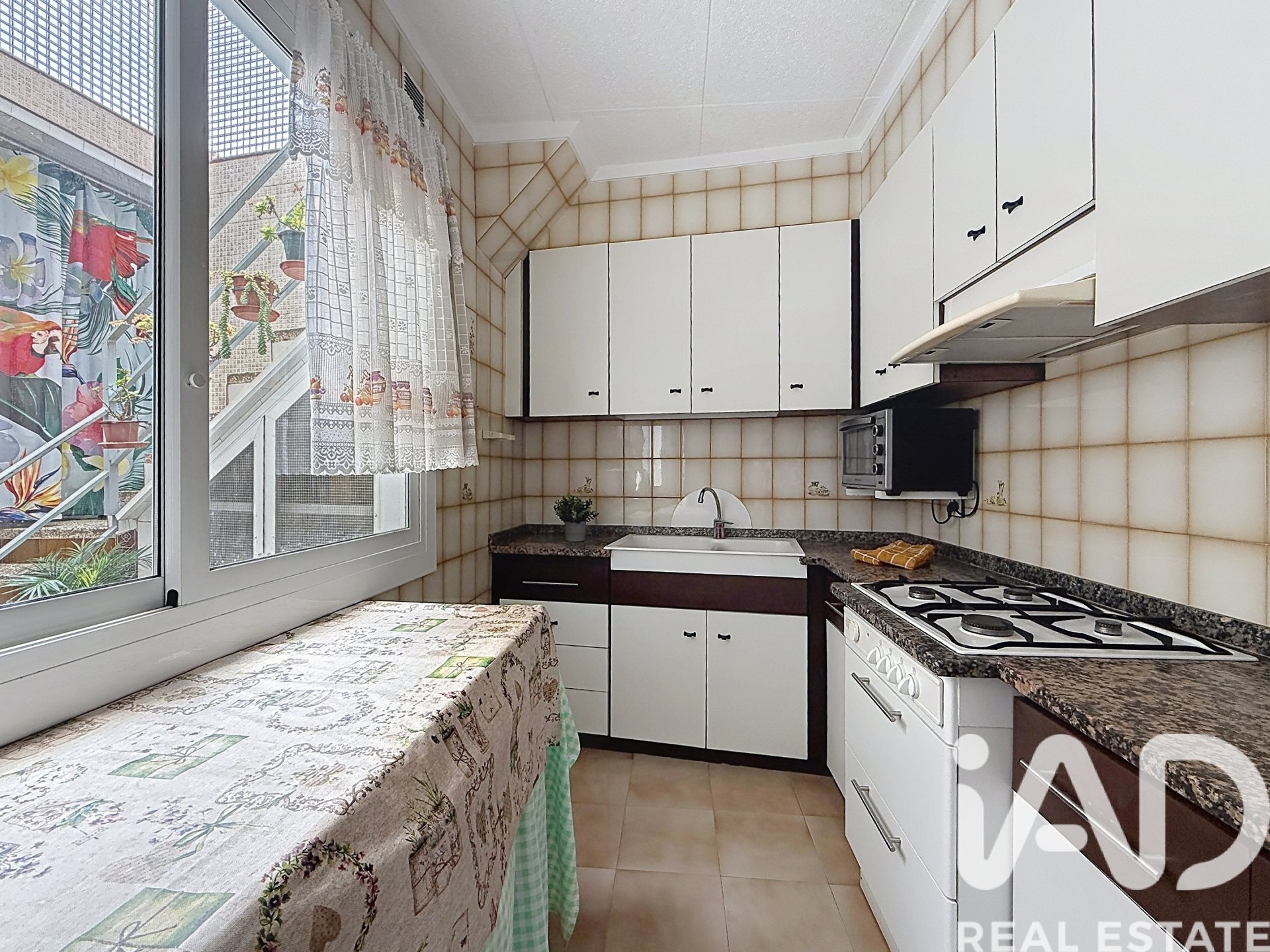 Квартира в Матаро, Барселона, Испания 3 спальни, 69м2 №172338