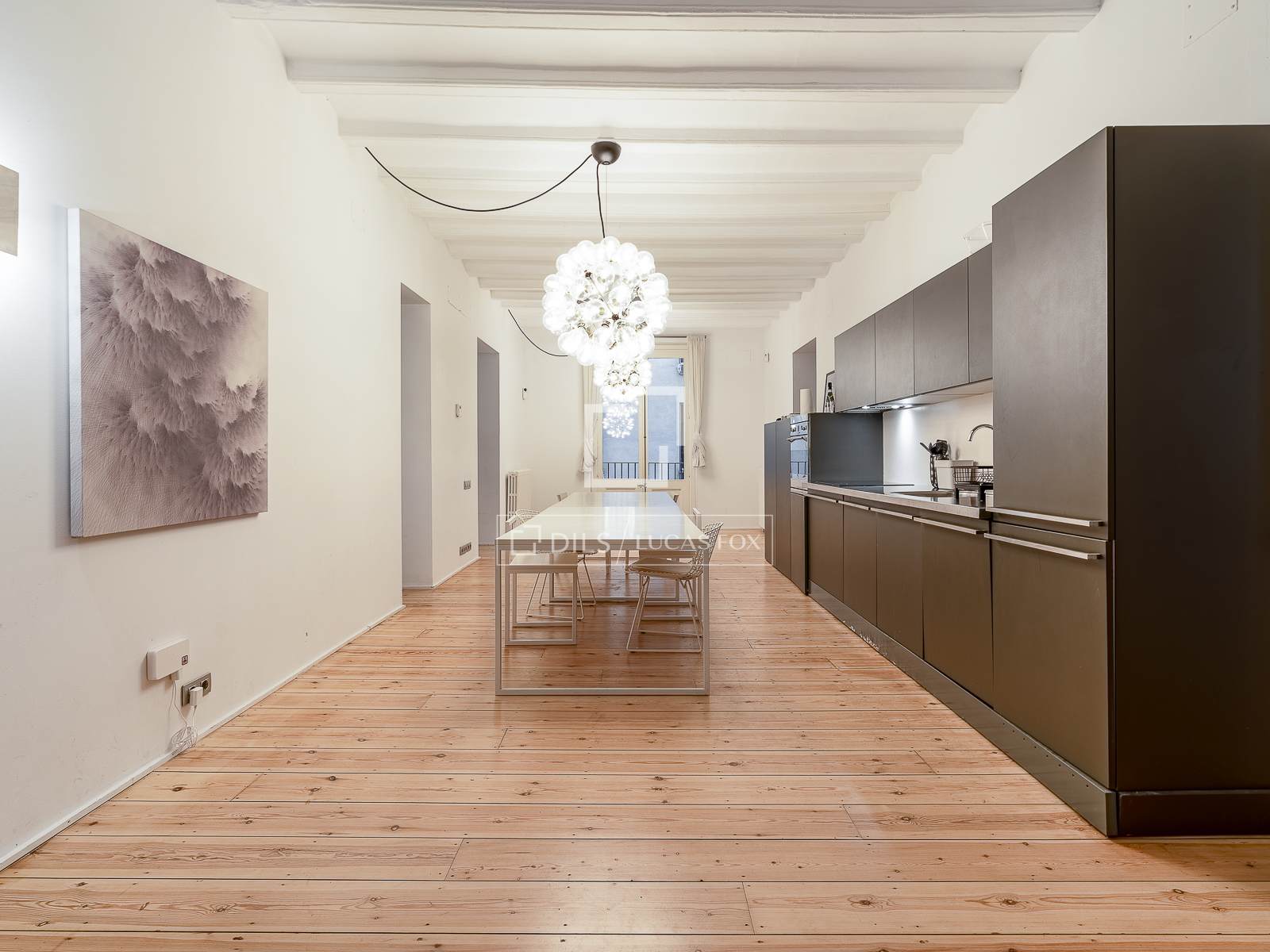 Apartamento en Barcelona, España 2 dormitorios, 146 m2 No. 193674
