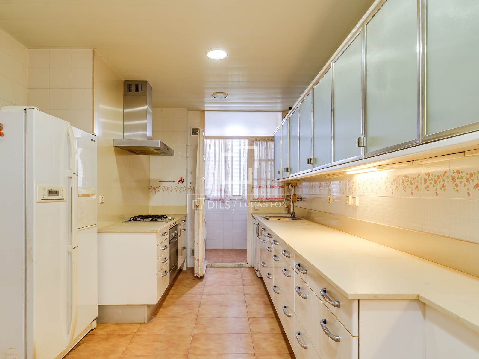 Huoneisto Barcelona, Espanja 4 makuuhuonetta, 144 m2 No. 193673