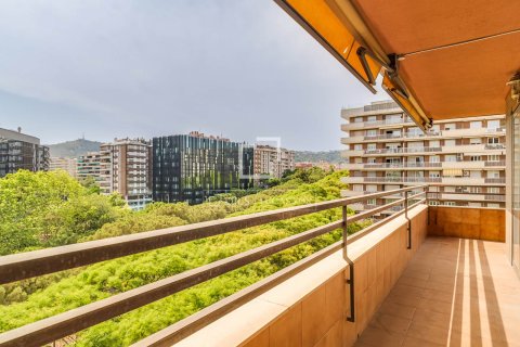 Apartment à Barcelona, Espagne 4 chambres, 144 m2 No. 193673