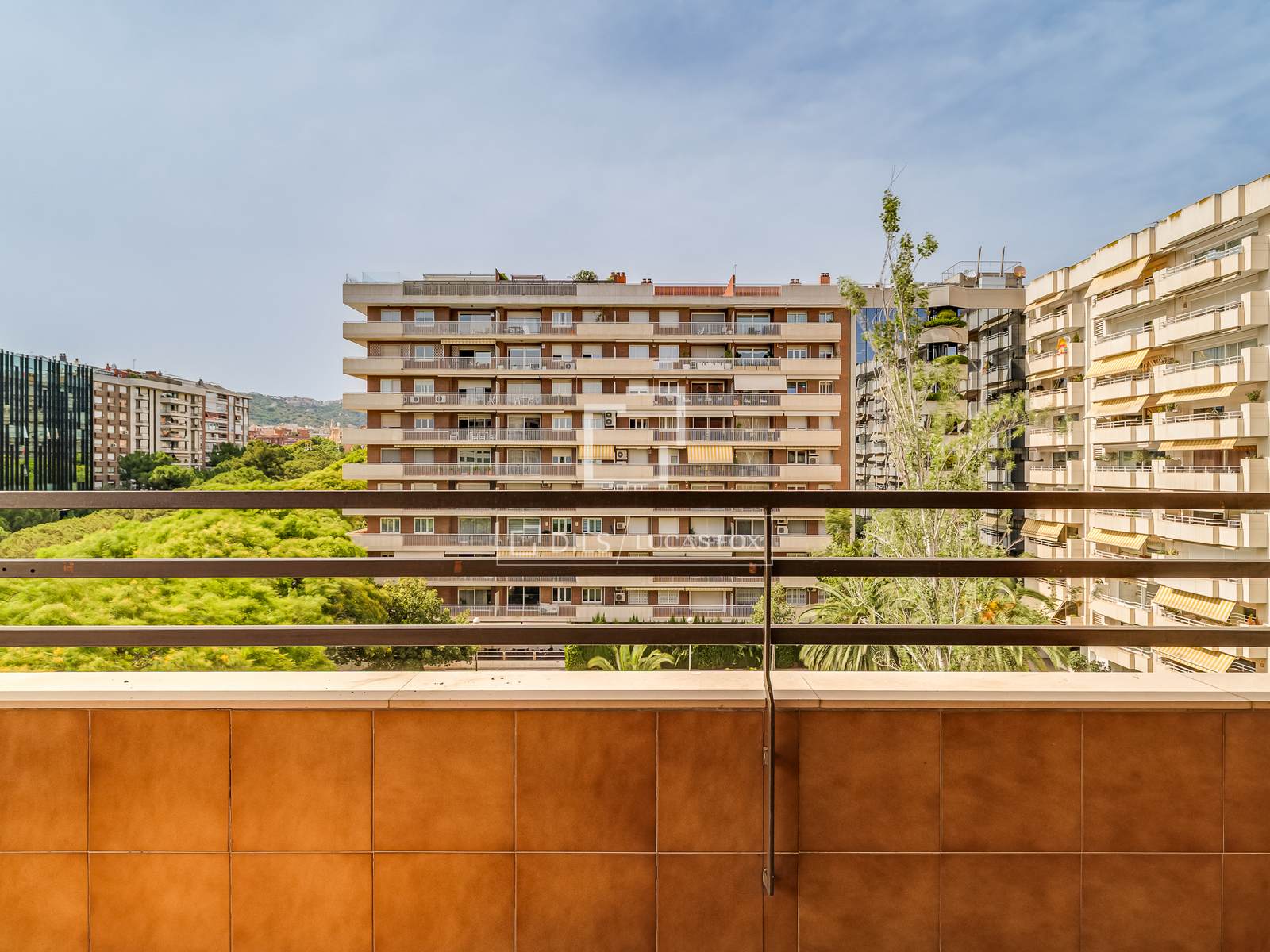 Huoneisto Barcelona, Espanja 4 makuuhuonetta, 144 m2 No. 193673