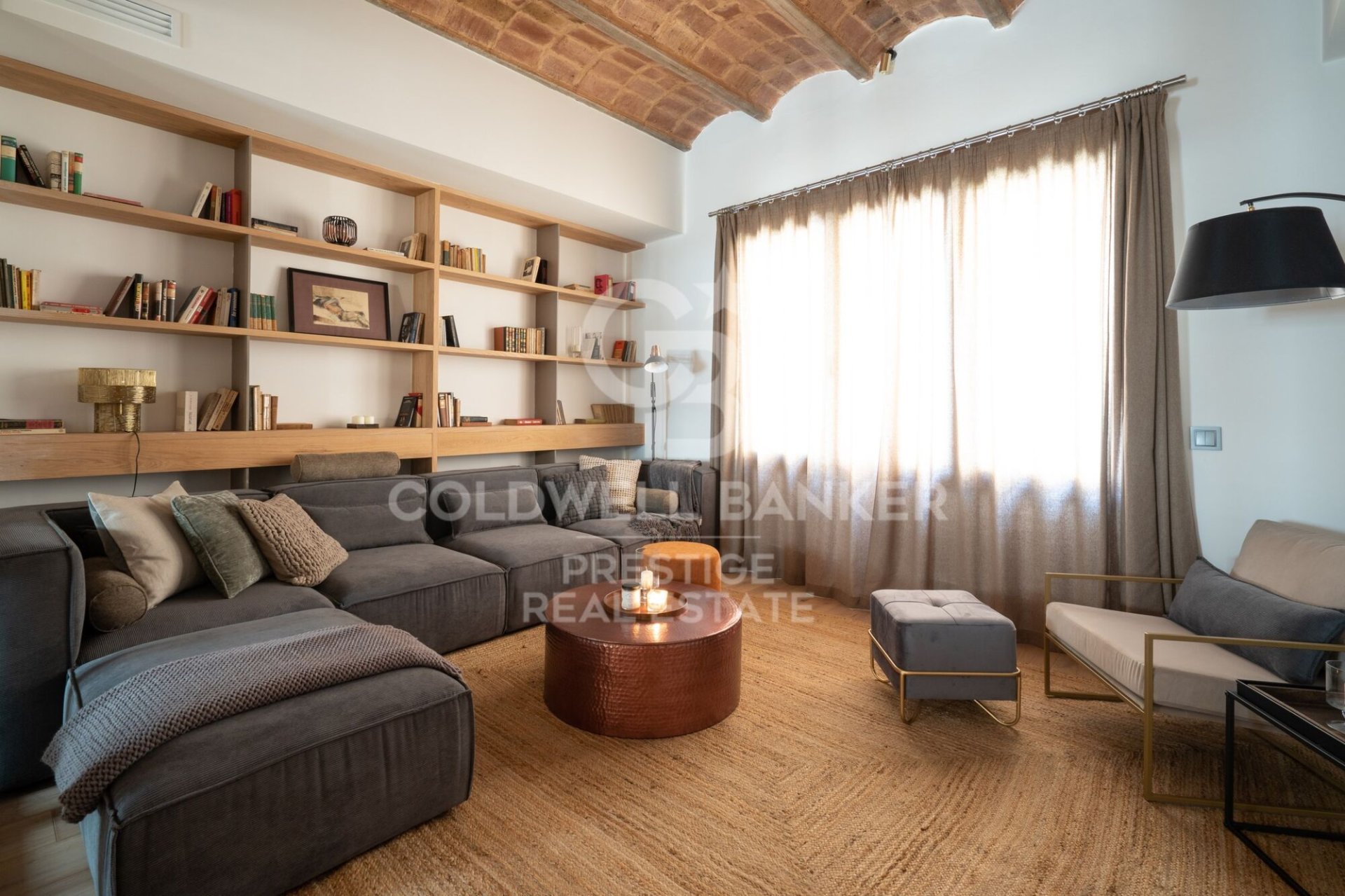 Квартира в Барселона, Испания 3 спальни, 123м2 №160124