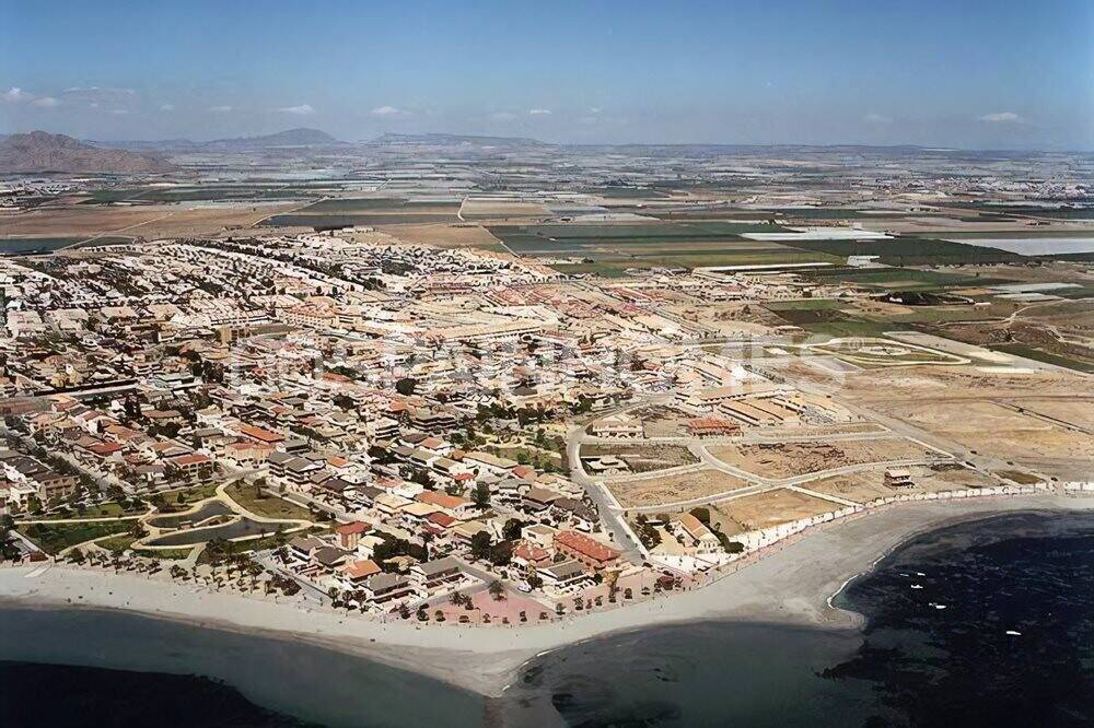 Kattohuoneisto Los Alcazares, Murcia, Espanja 2 makuuhuonetta, 67 m2 No. 161097