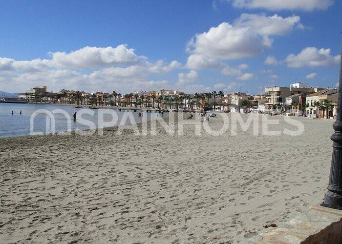 Kattohuoneisto Los Alcazares, Murcia, Espanja 2 makuuhuonetta, 67 m2 No. 161097