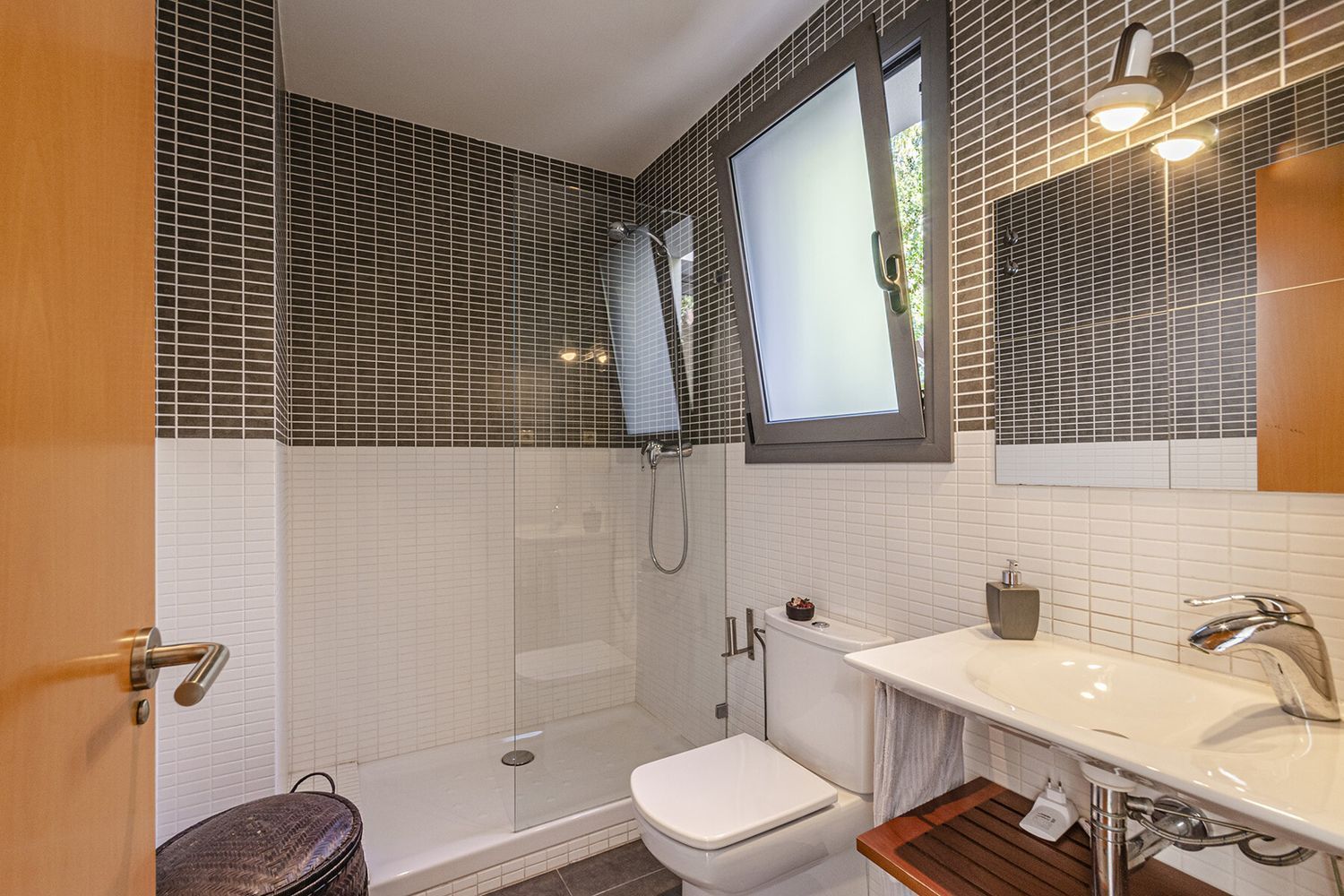 House à Sitges, Barcelona, Espagne 5 chambres, 494 m2 No. 161752