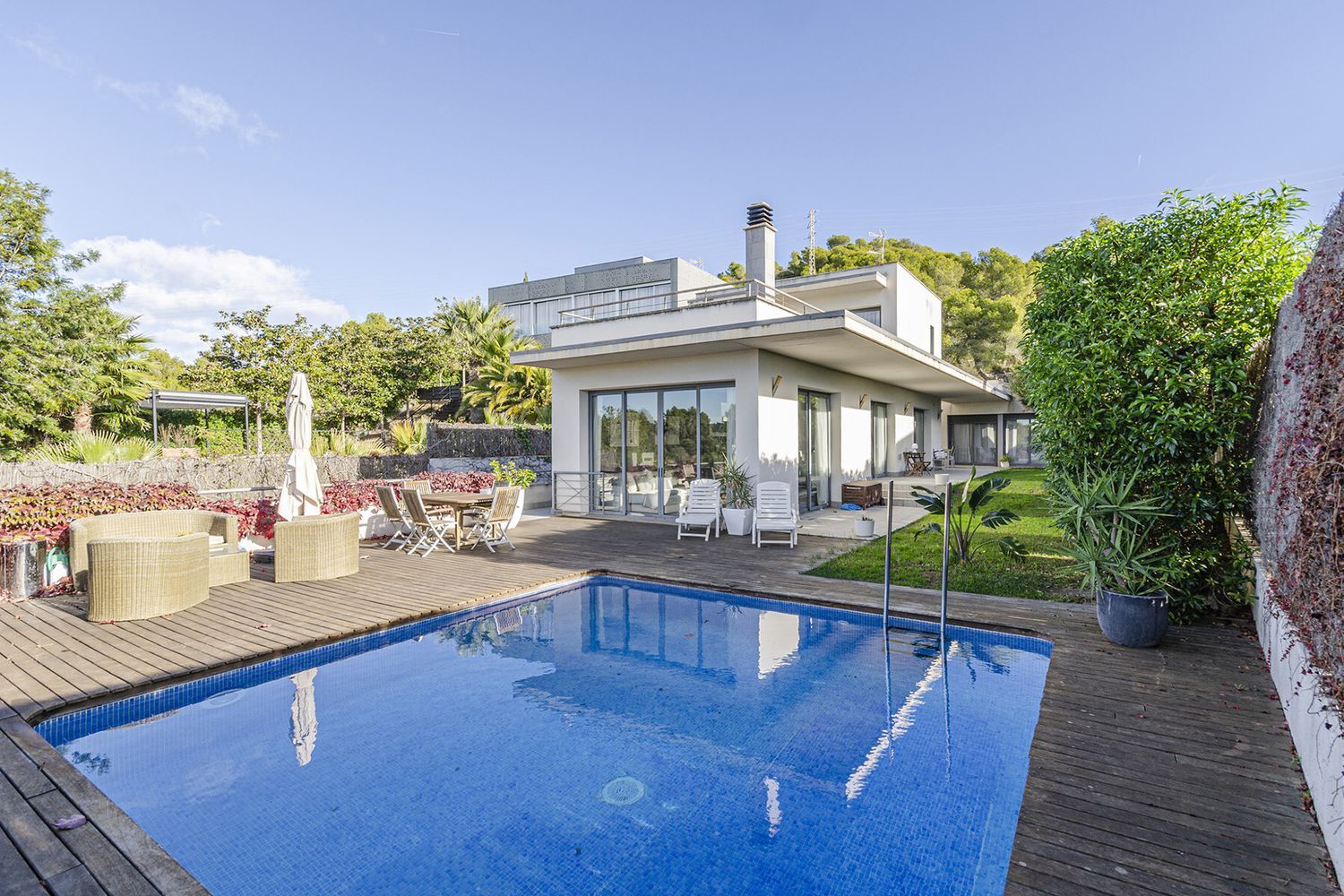 House à Sitges, Barcelona, Espagne 5 chambres, 494 m2 No. 161752