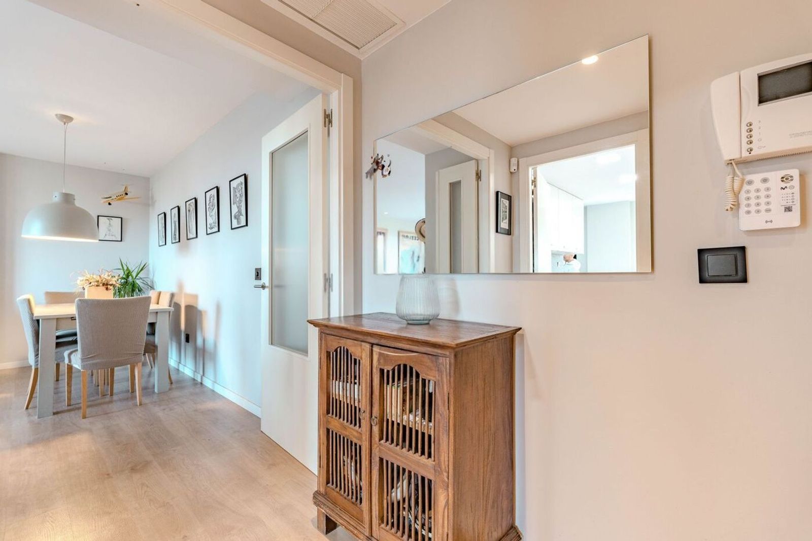 Apartamento en Sitges, Barcelona, España 4 dormitorios, 181 m2 No. 161750