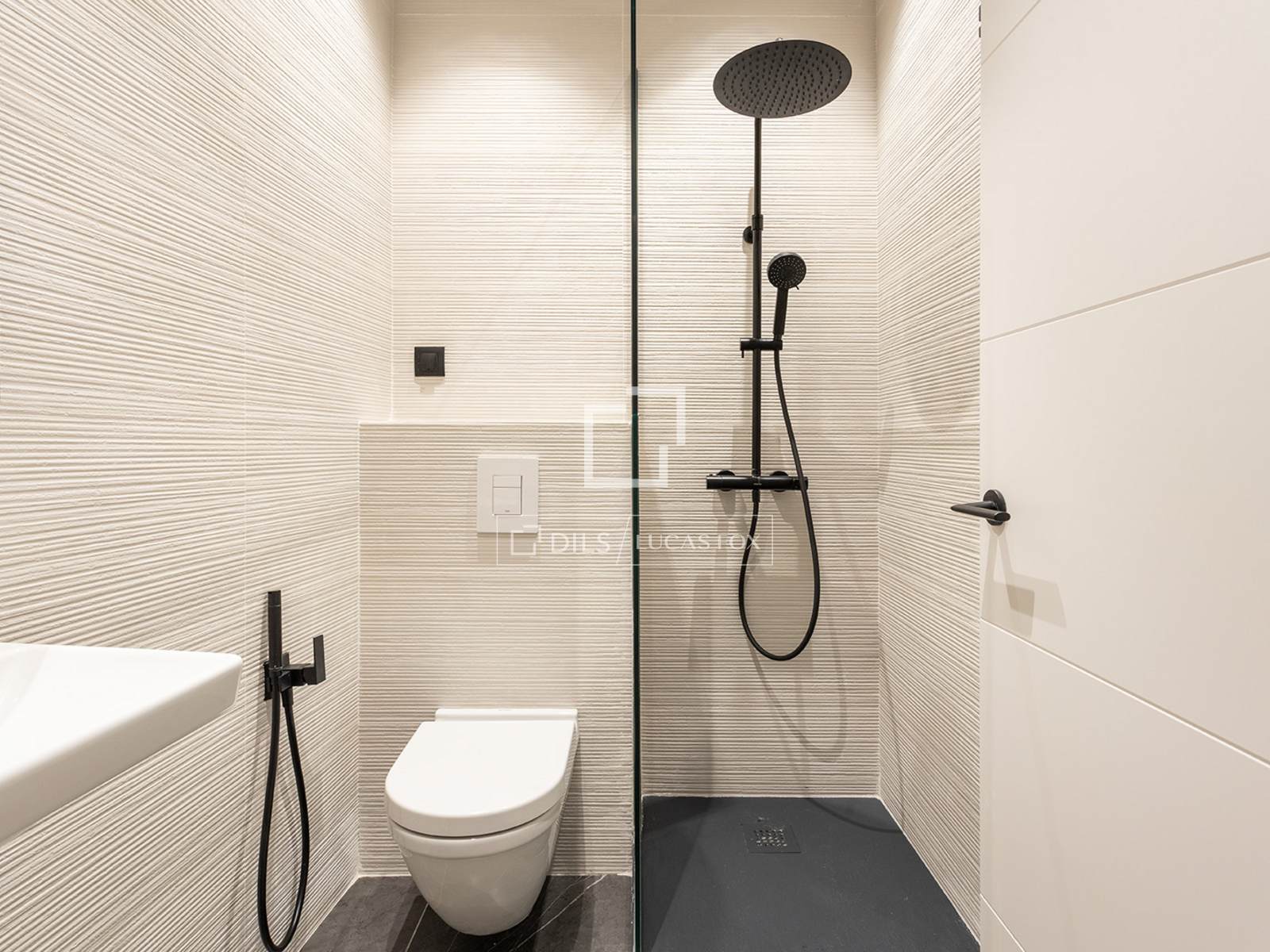 Appartamento a Barcelona, Spagna 2 camere da letto, 77 mq. N° 150645