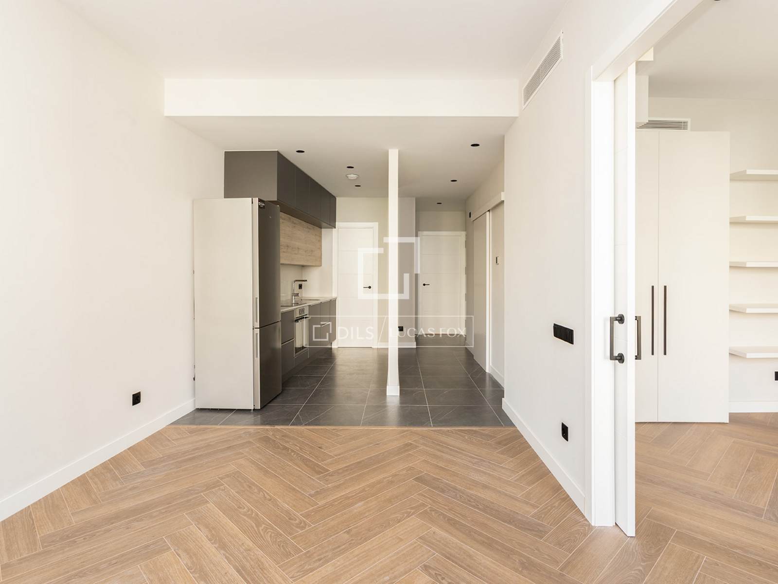 Appartamento a Barcelona, Spagna 2 camere da letto, 77 mq. N° 150645