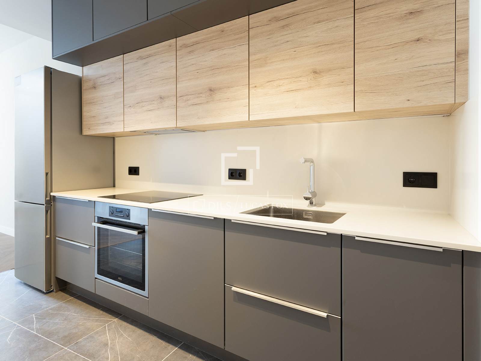 Appartamento a Barcelona, Spagna 2 camere da letto, 77 mq. N° 150645