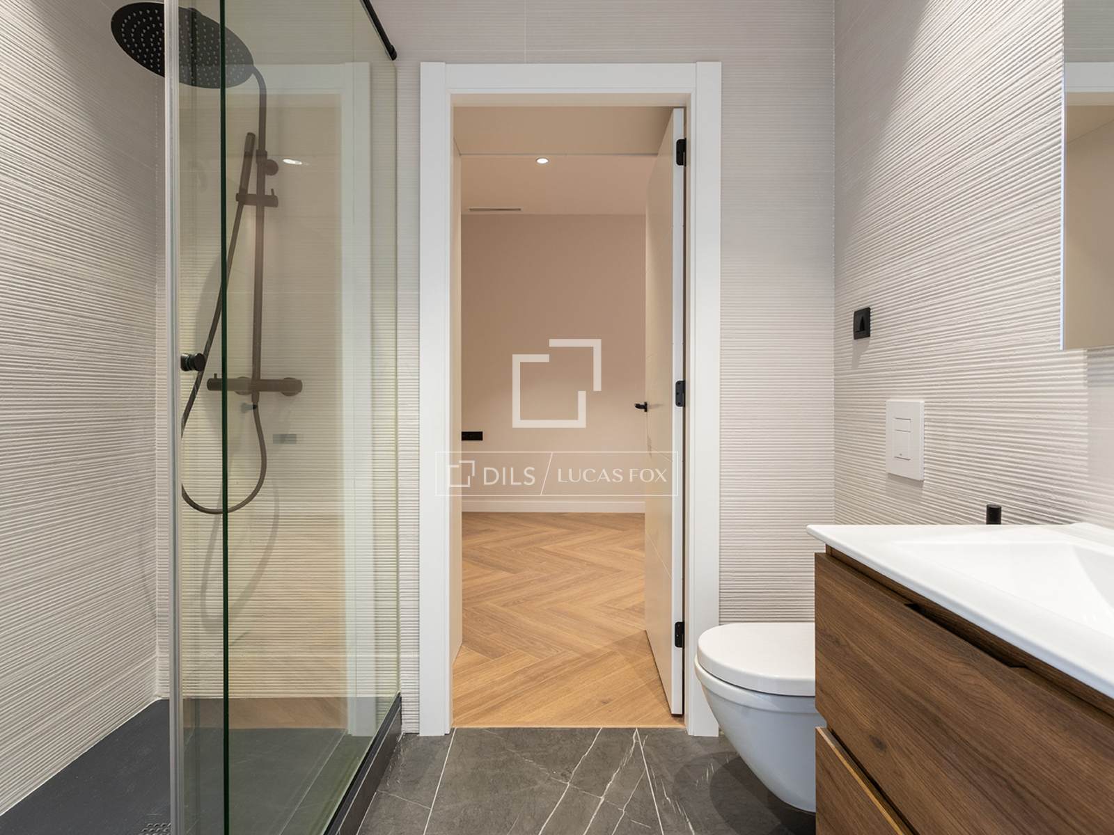 Apartment in Barcelona, Spain 3 bedrooms, 156 sq.m. No. 150643