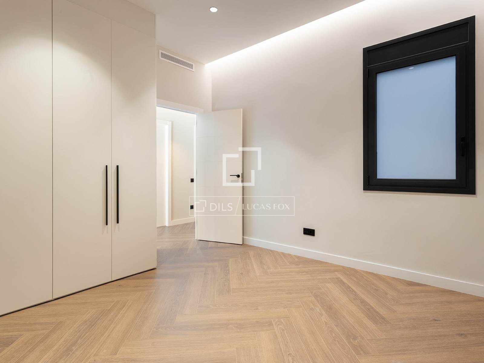 Apartment in Barcelona, Spain 3 bedrooms, 156 sq.m. No. 150643