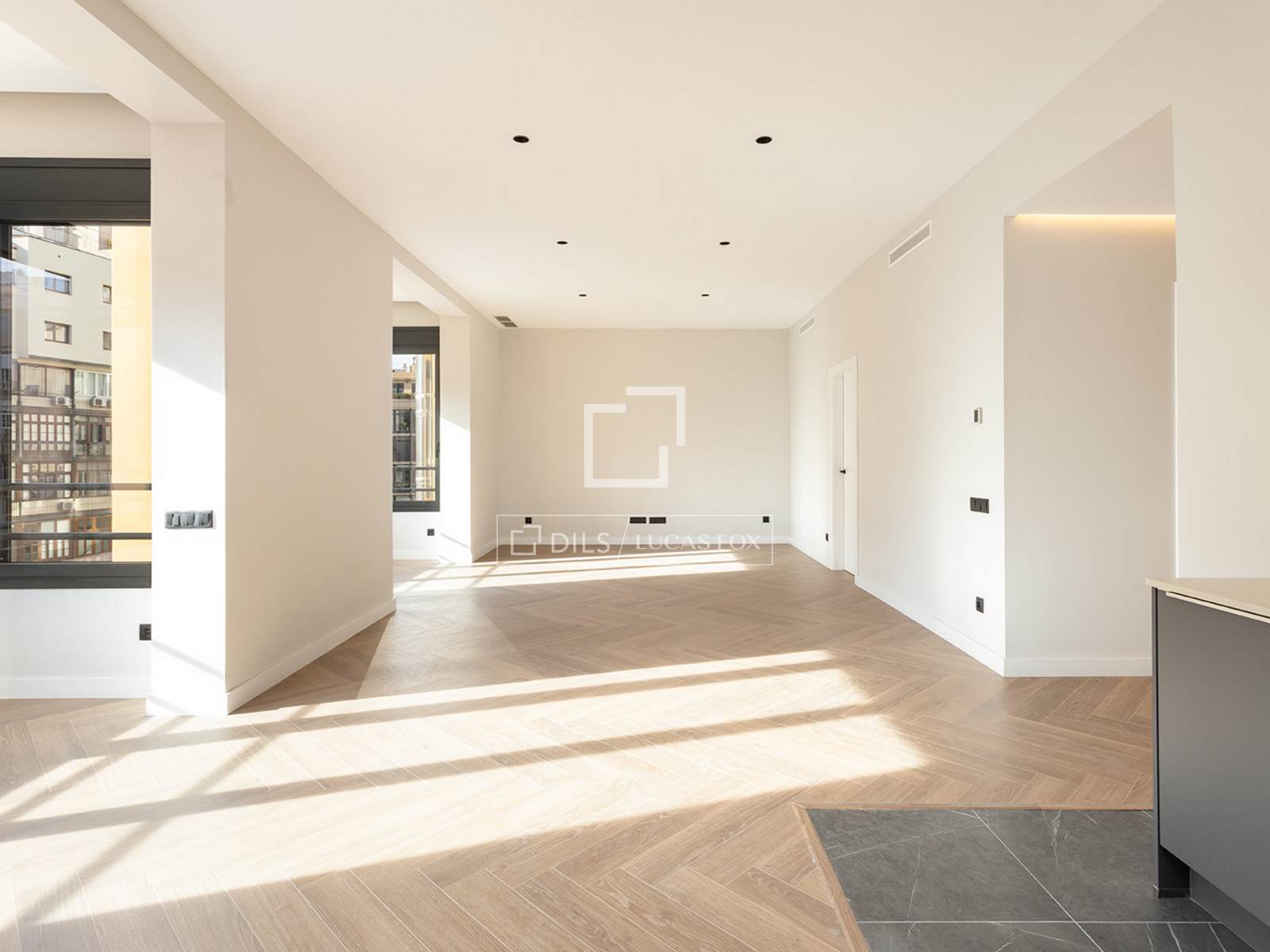 Apartment in Barcelona, Spain 3 bedrooms, 156 sq.m. No. 150643