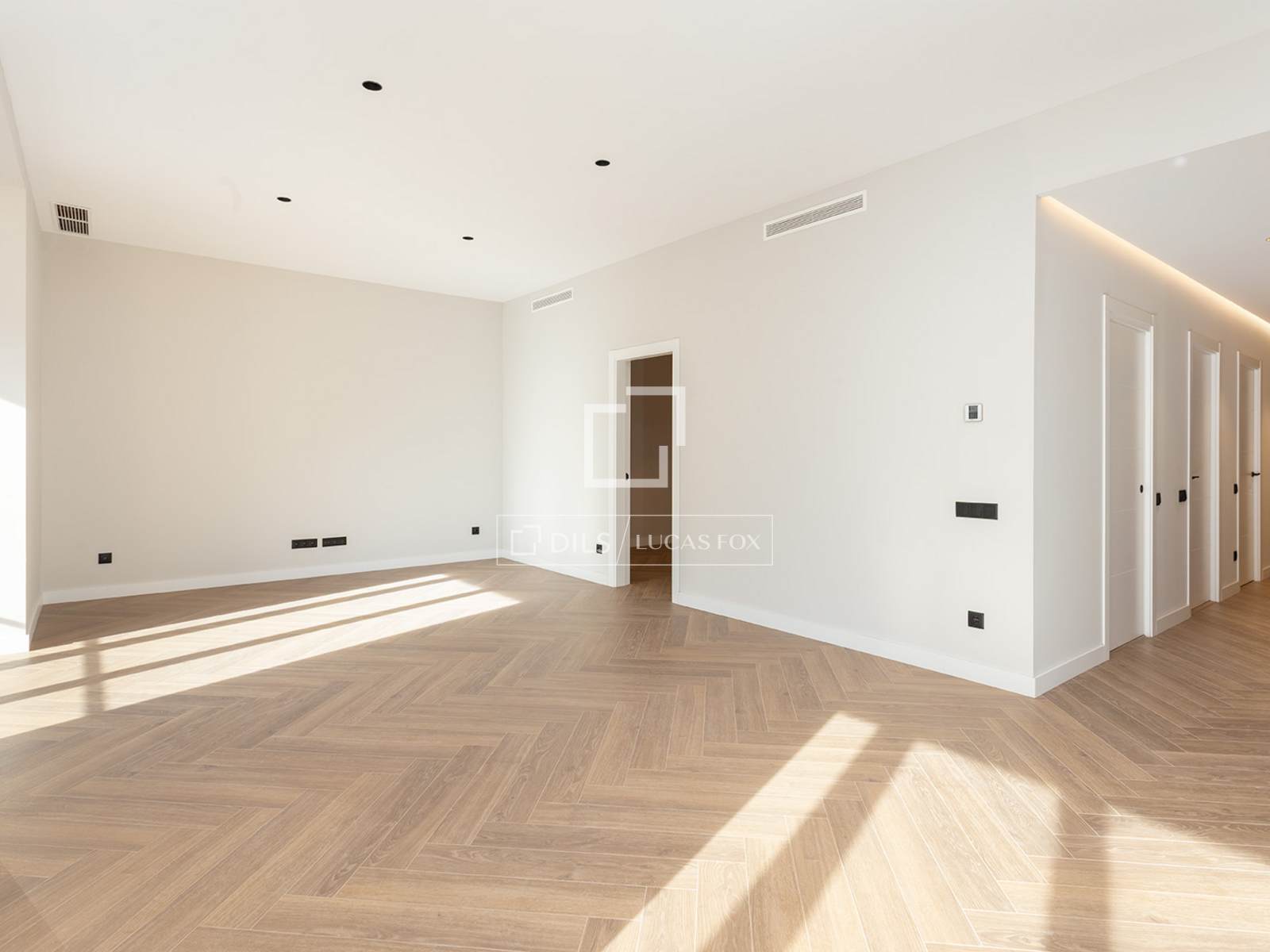 Apartment in Barcelona, Spain 3 bedrooms, 156 sq.m. No. 150643