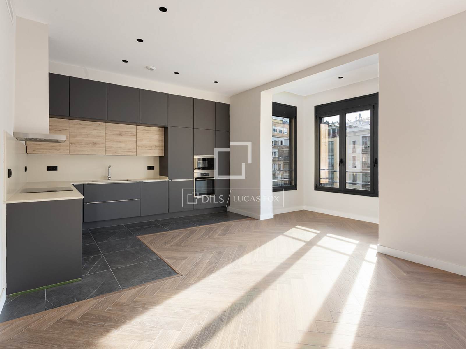 Apartment in Barcelona, Spain 3 bedrooms, 156 sq.m. No. 150643