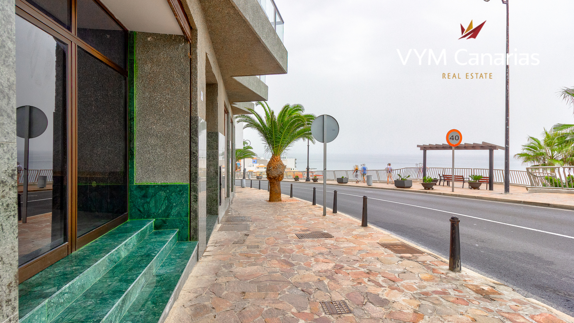 Liikekiinteistö Puerto de Santiago, Tenerife, Espanja 1 makuuhuone, 122 m2 No. 183677