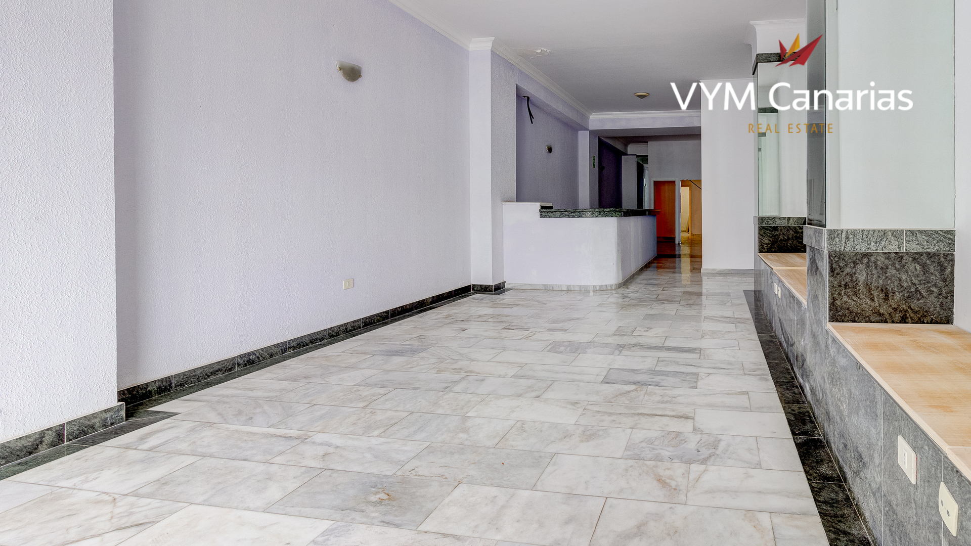 Liikekiinteistö Puerto de Santiago, Tenerife, Espanja 1 makuuhuone, 122 m2 No. 183677