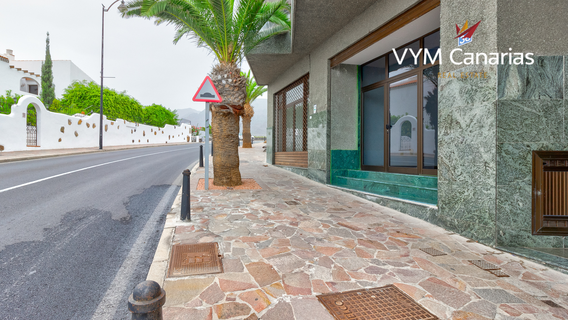 Liikekiinteistö Puerto de Santiago, Tenerife, Espanja 1 makuuhuone, 122 m2 No. 183677